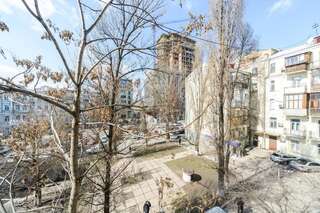 Апартаменты 911Flat Киев Апартаменты - Antonovicha street 41-5